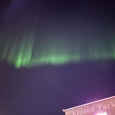 Kluane Park Inn ヘーンズ・ジャンクション エクステリア 写真